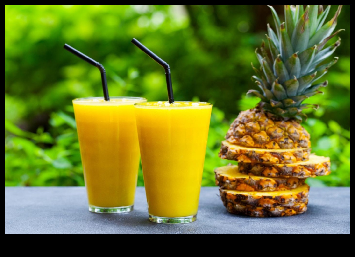 Senzație de hidratare Un smoothie pentru fiecare sete 4 Senzație de hidratare: potoliți-vă setea cu smoothie-uri răcoritoare