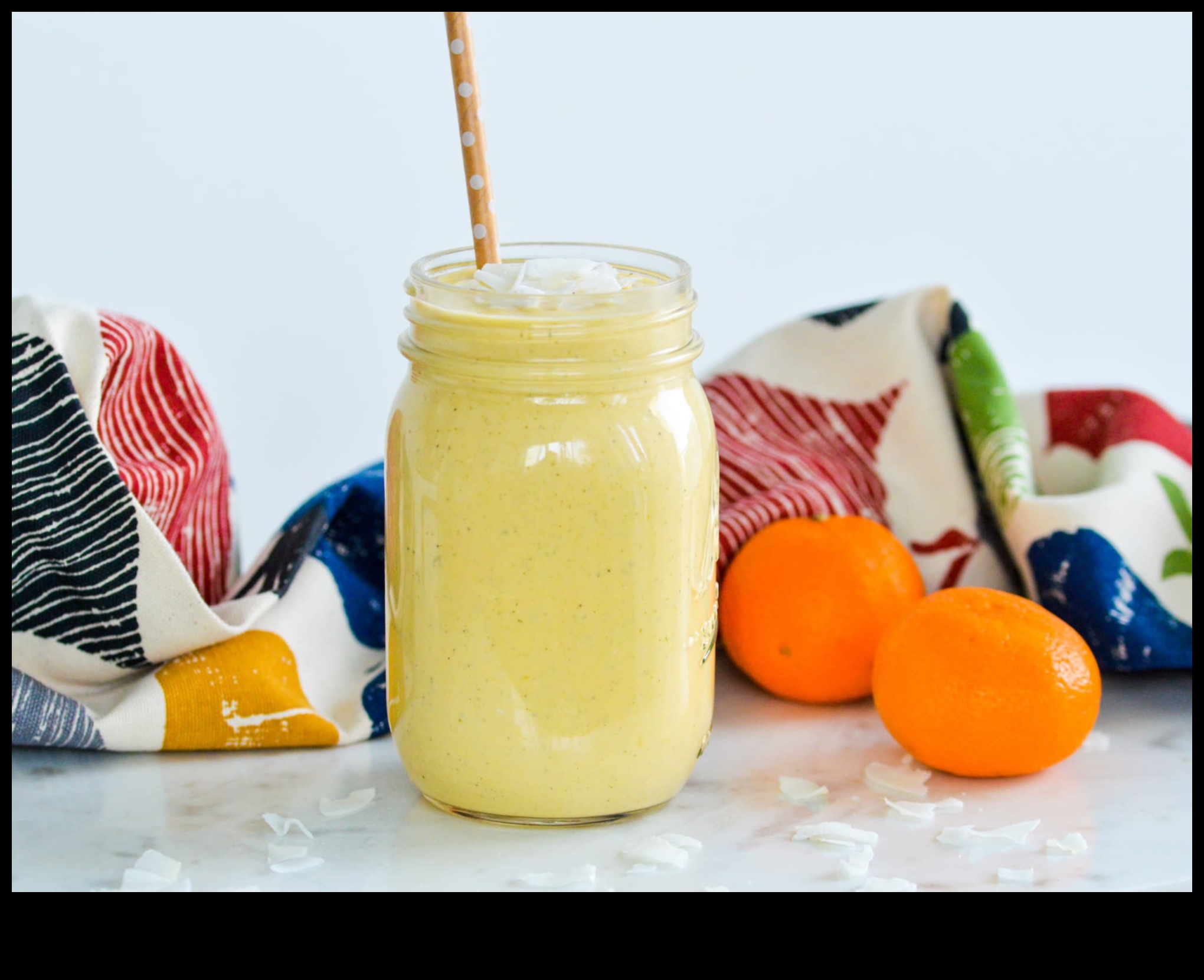 Soare lichid: luminează-ți ziua cu smoothie-uri de fructe citrice