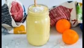 Soare lichid: luminează-ți ziua cu smoothie-uri de fructe citrice